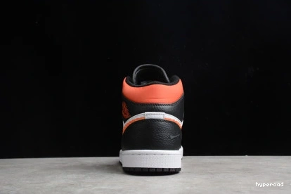 Hyperoad ZAG MID ZIG JORDAN 1 AIR 0804